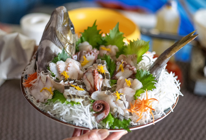 [Departure from Hachinohe] [with Japanese guide] Kabushima Ashigezaki Observatory and Tanesashi Fishing Port Fisherman's Lunch Day Trip Tour